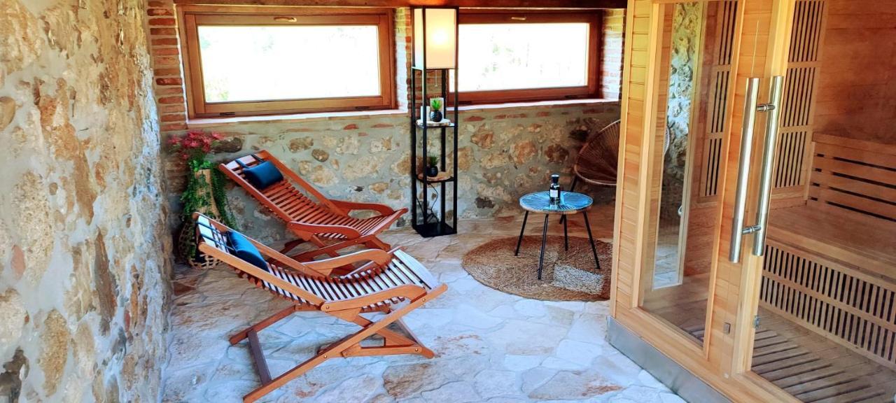 Casale Al Lago Con Piscina E Sauna Corbara  Екстериор снимка