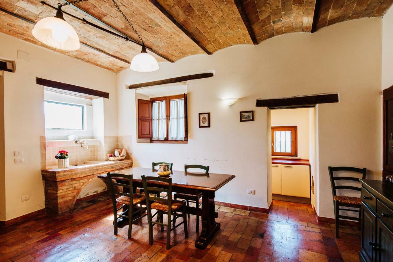 Casale Al Lago Con Piscina E Sauna Corbara  Екстериор снимка